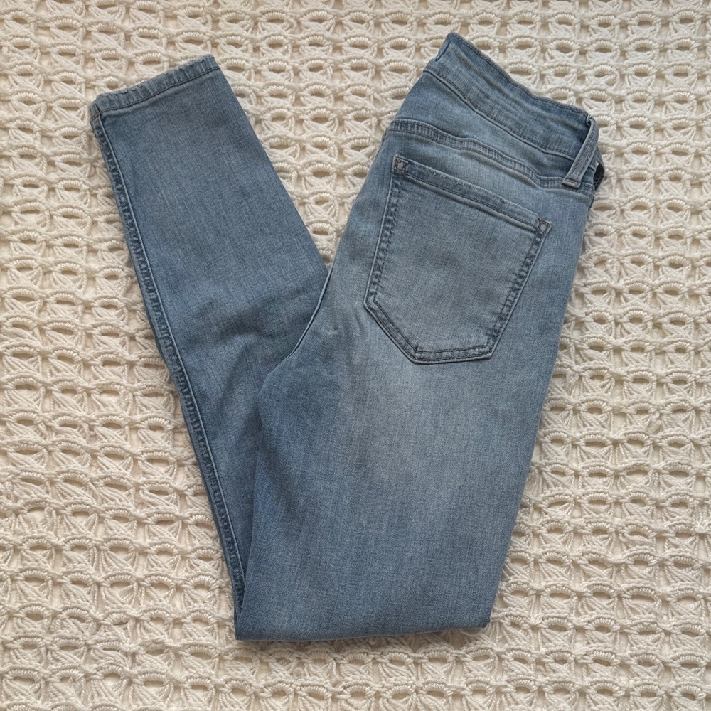 Studio Blue High-Rise Light Blue Skinny Jeans
